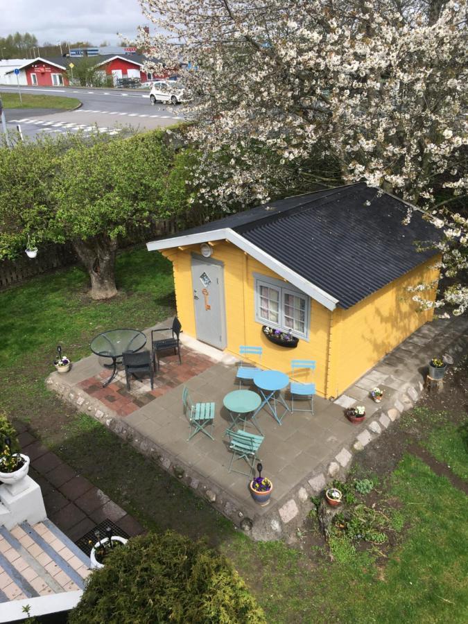 Vivans Bed And Self Catering クリスチャンスタード エクステリア 写真