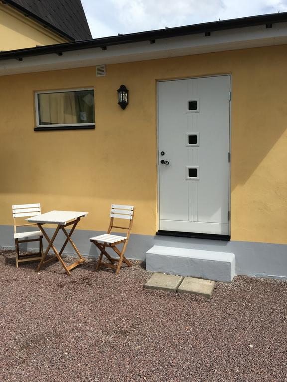 Vivans Bed And Self Catering クリスチャンスタード エクステリア 写真